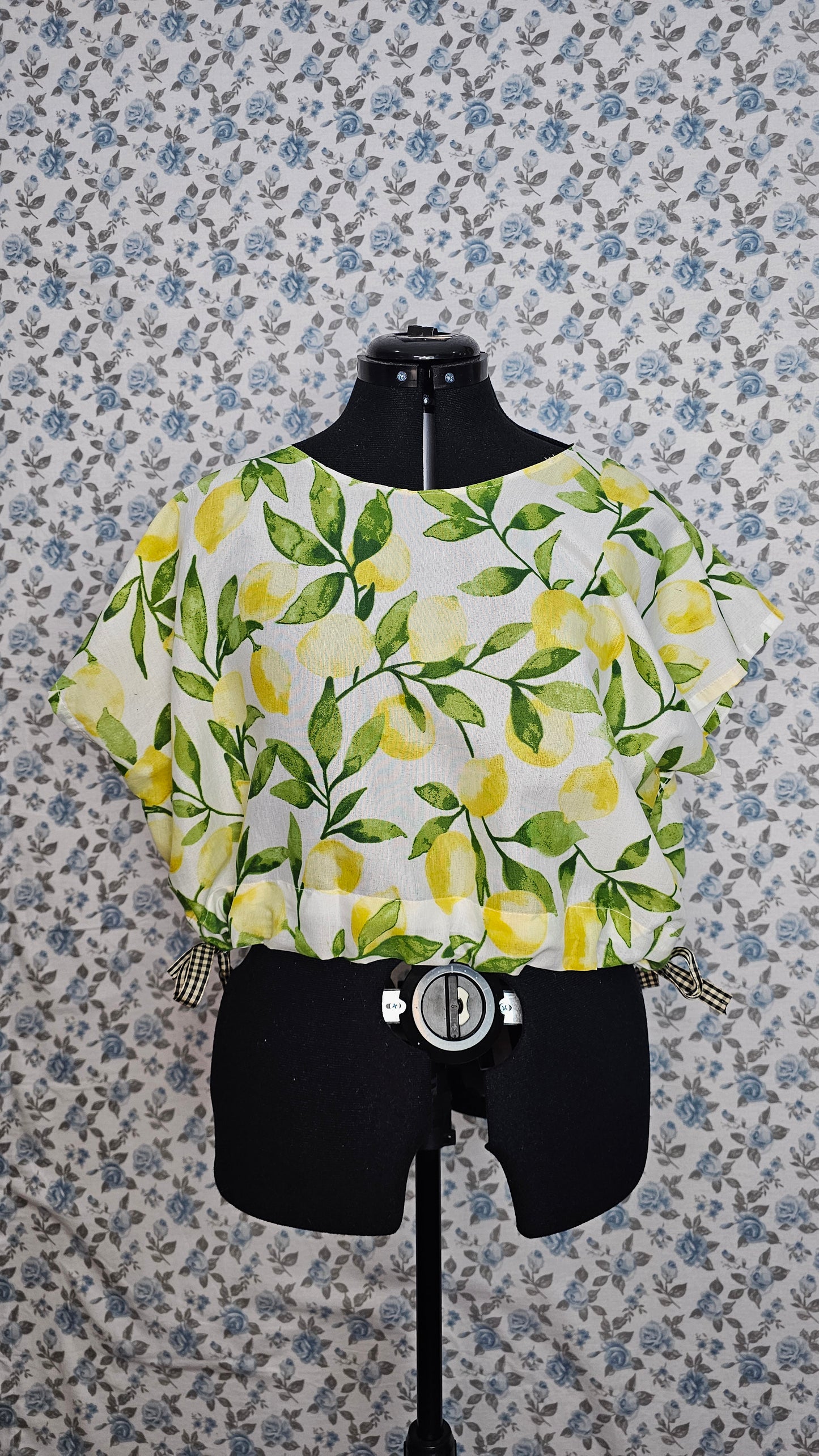 Lemon top