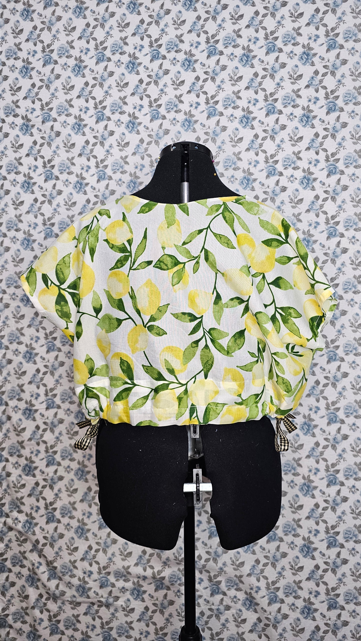 Lemon top