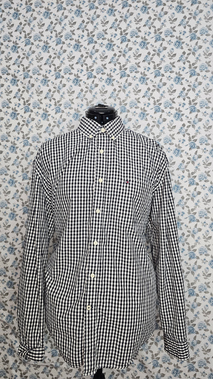 Bow Chechered Black Top