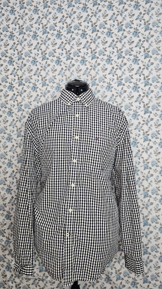 Bow Chechered Black Top