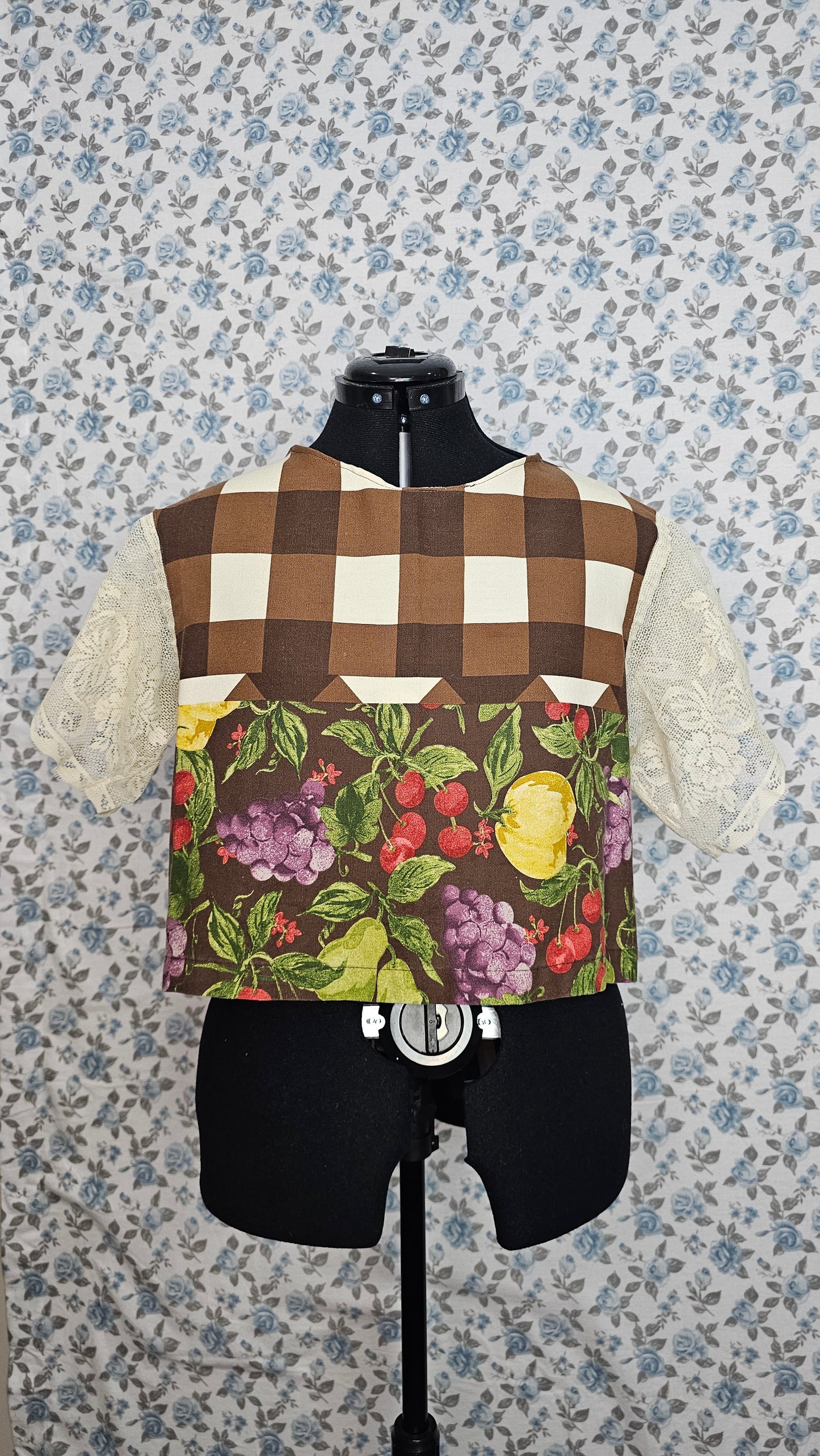 Fruit top