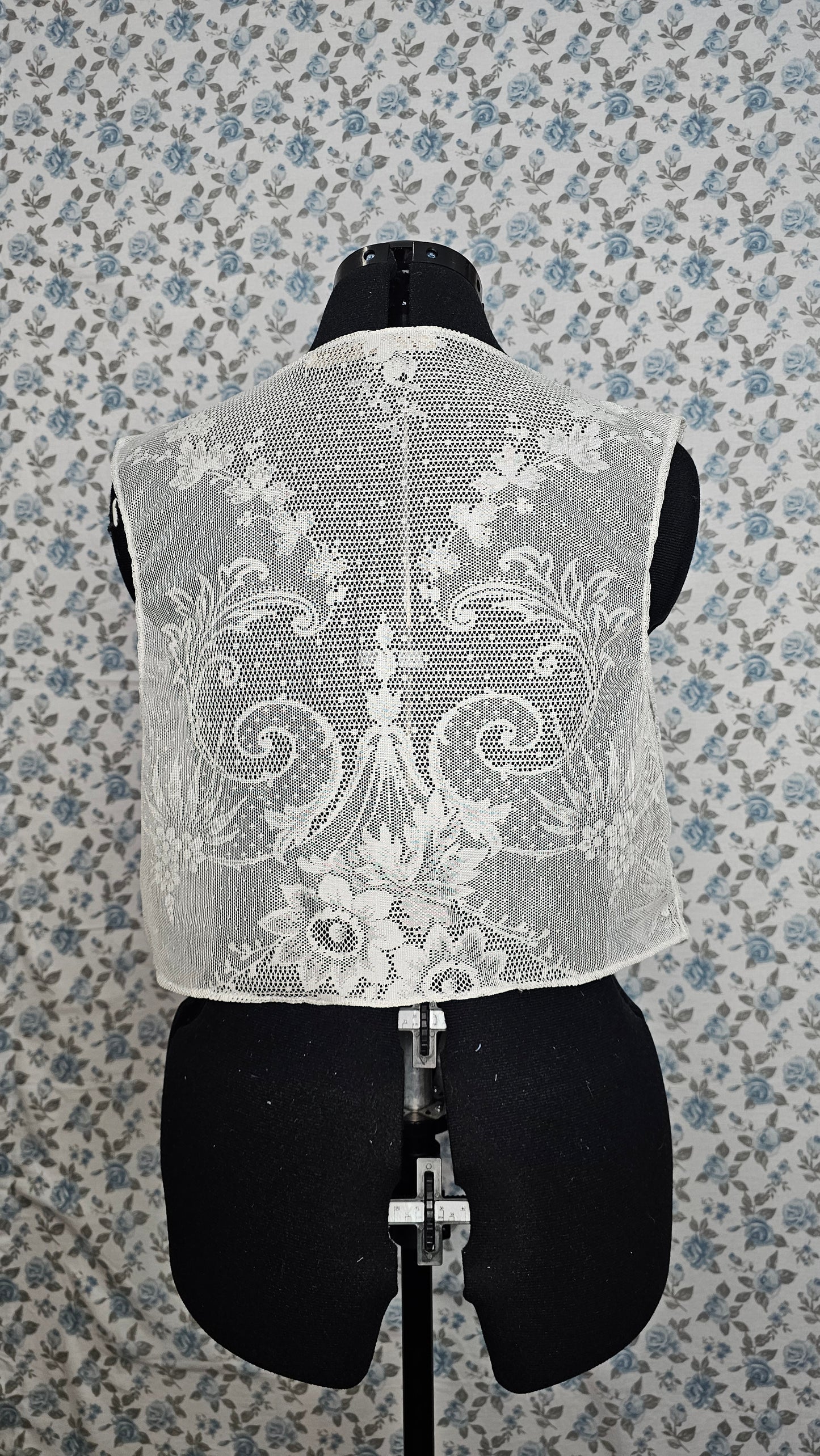 Lace vest